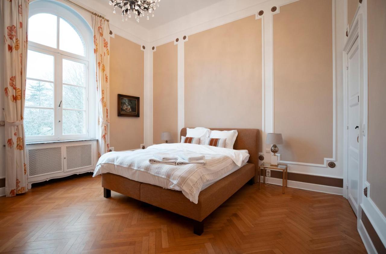 B&B Chateau De Ramegnies-Chin Турне Екстериор снимка